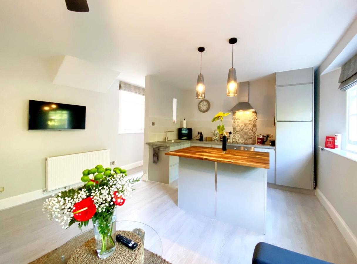 Meadfoot Bay Apartment At Hesketh Crescent Torquay Kültér fotó
